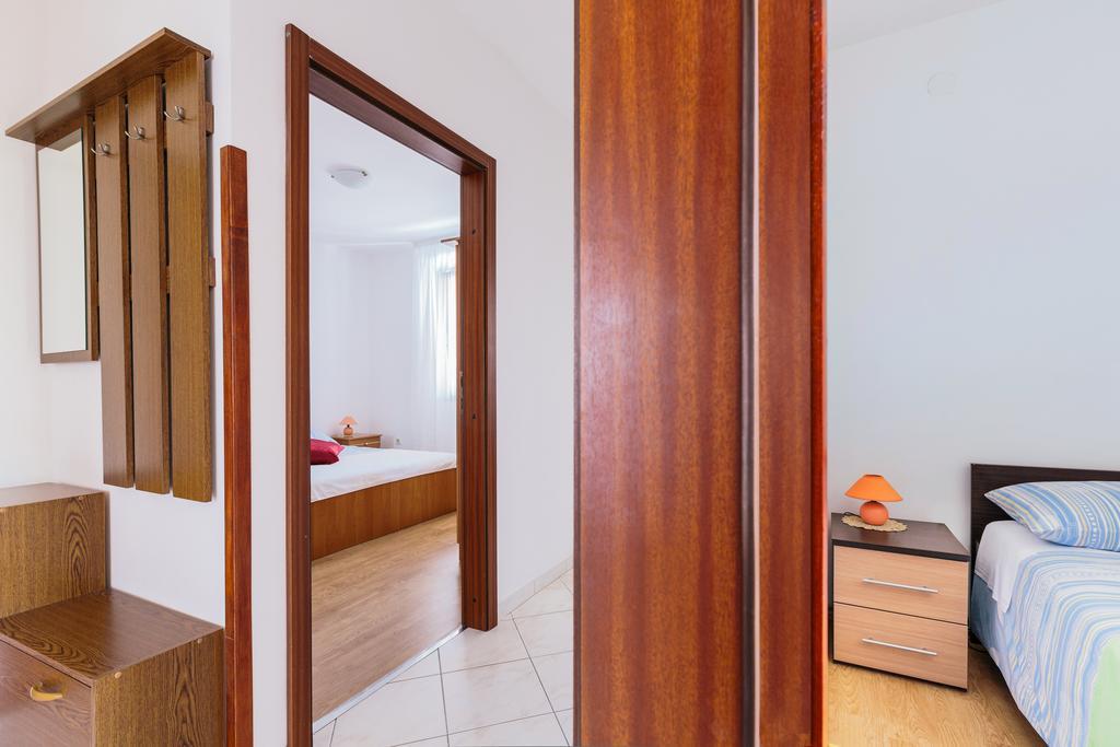 Andela Apartment Pula Pokoj fotografie